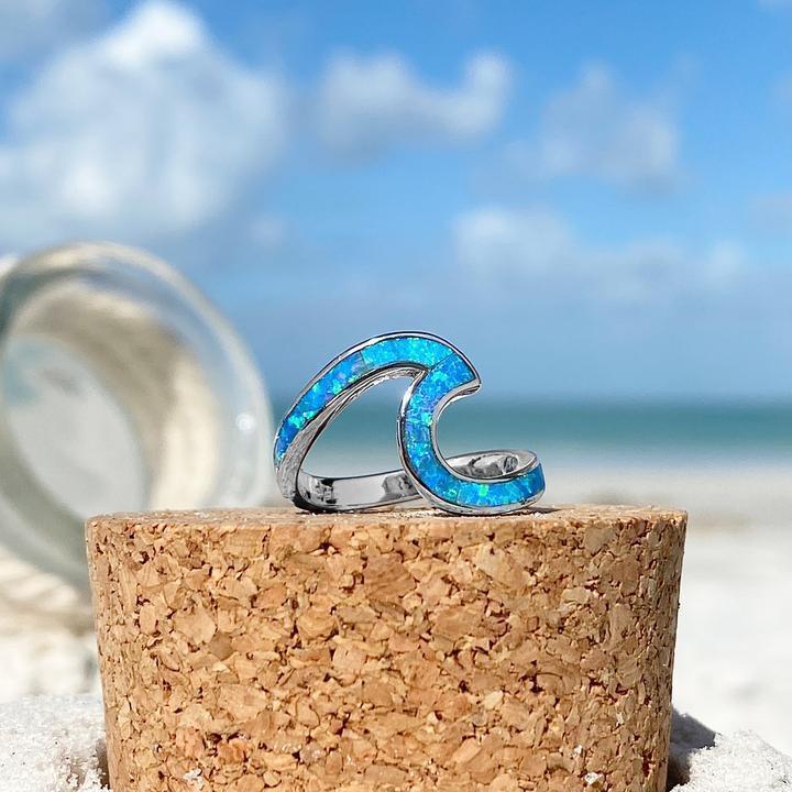 Wave Ring in Opal and Silver