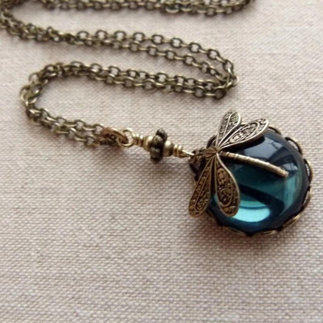 Vintage-style dragonfly necklace