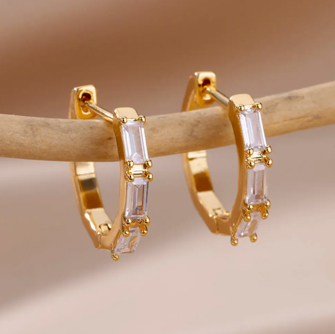 Thin Hoop Earrings with Geometric Crystals in 18K Gold Plating