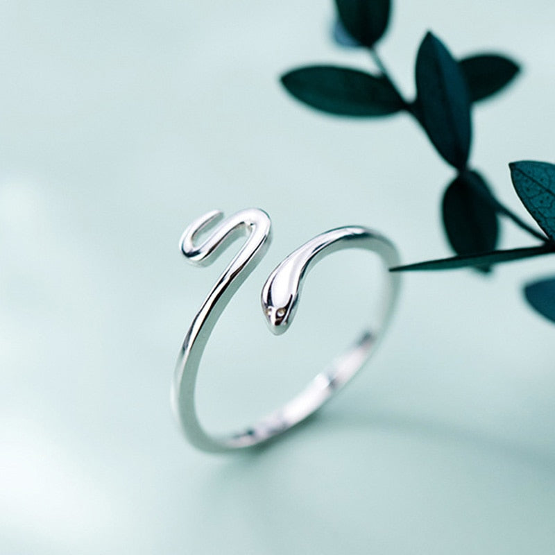 Adjustable 925 Silver Ring in Snake Shape