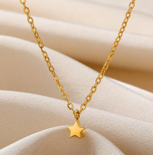 Very Small Solid Star Necklace in 18K Gold Plating