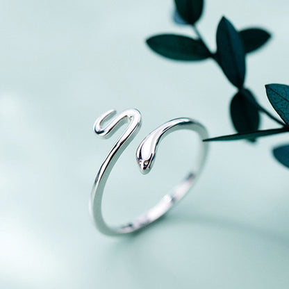 Adjustable 925 Silver Ring in Snake Shape