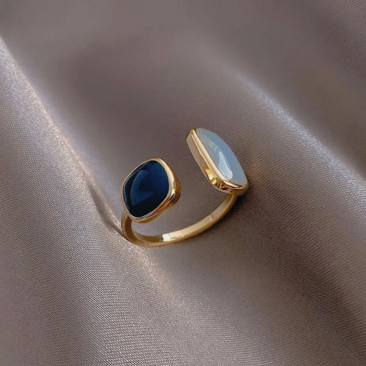 Adjustable Equilibrium Golden Ring