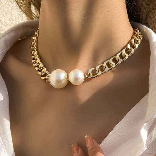 Elegant double pearl necklace