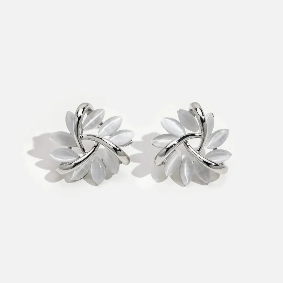 Elegant gold and silver nut earrings